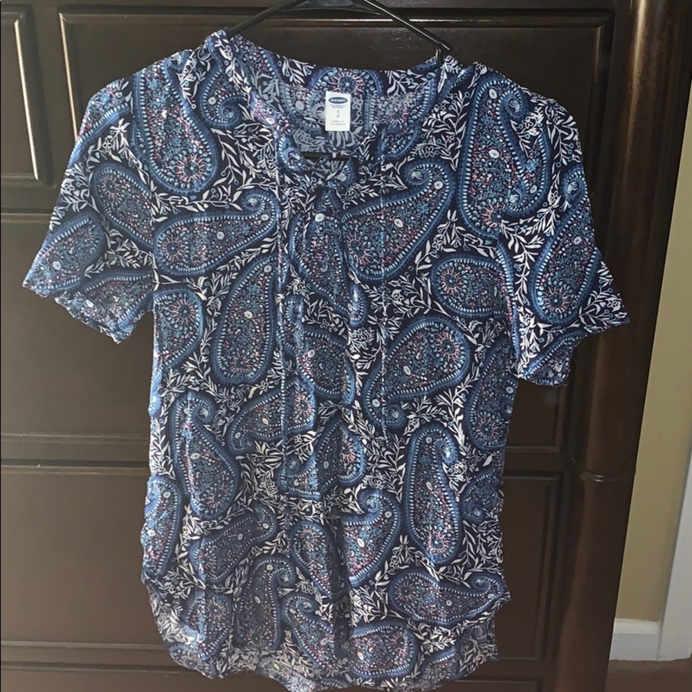 Old Navy shirt